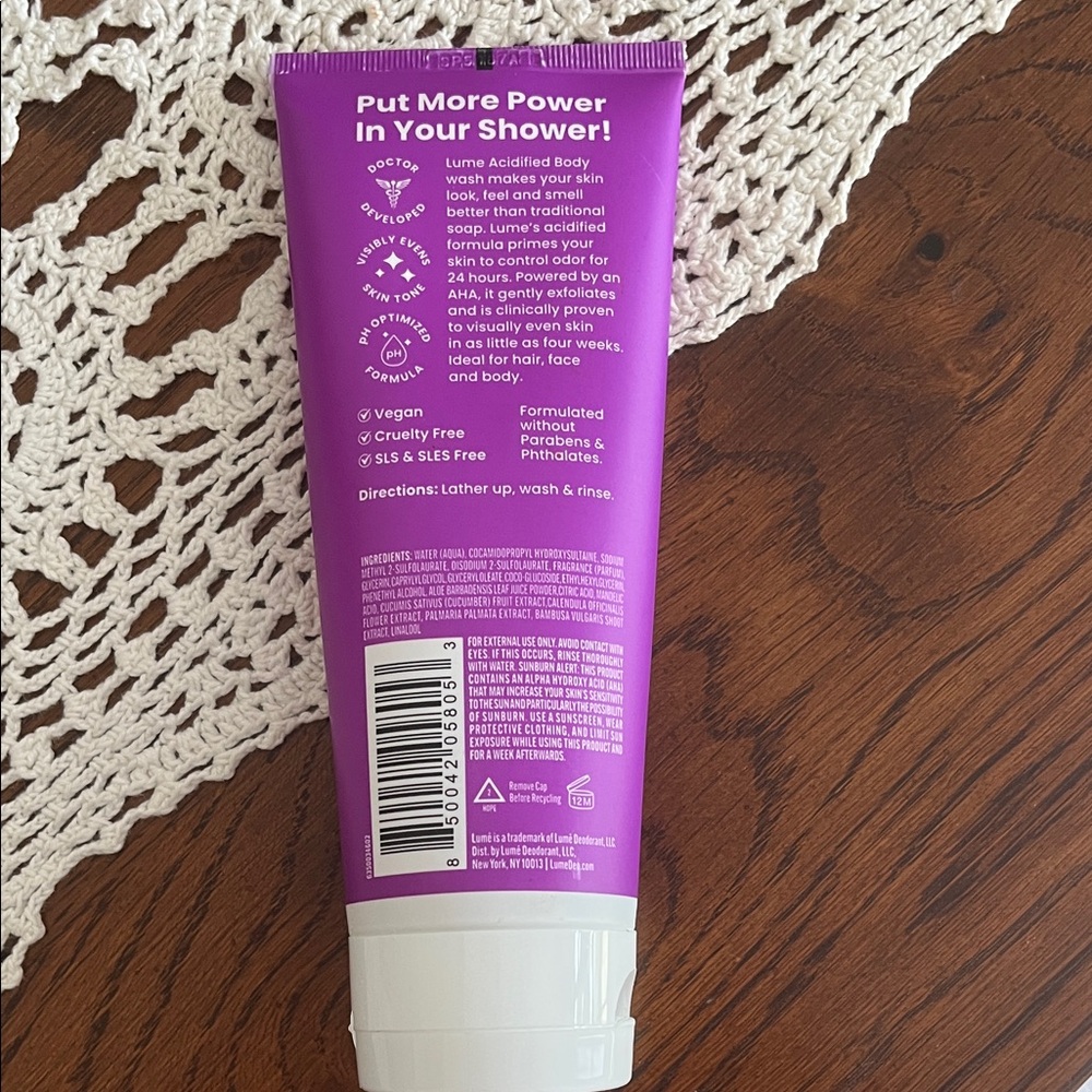 Lume :: Lavender Sage Acidified Body Wash - Picture 2 of 3